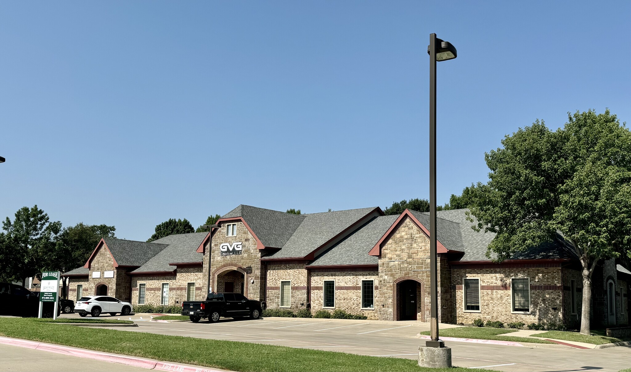 4305 Windsor Centre Trl, Flower Mound, TX for lease Building Photo- Image 1 of 4