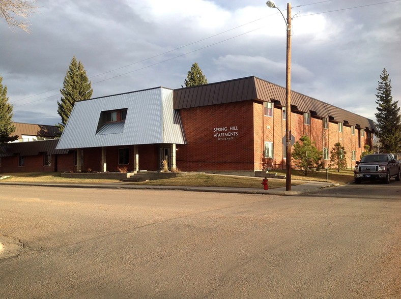 229 2nd Ave SE, Cut Bank, MT for sale - Primary Photo - Image 1 of 14