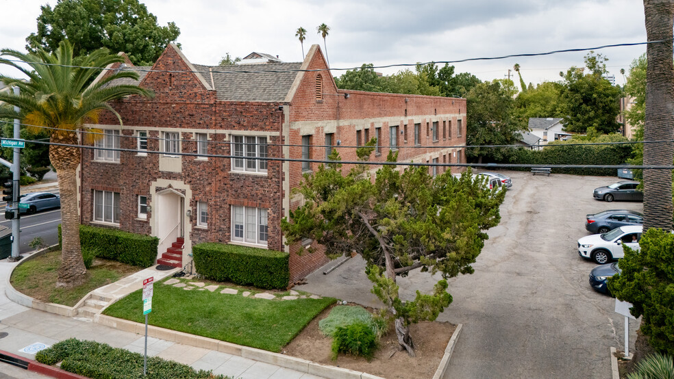 129 N Michigan Ave, Pasadena, CA for sale - Building Photo - Image 1 of 2