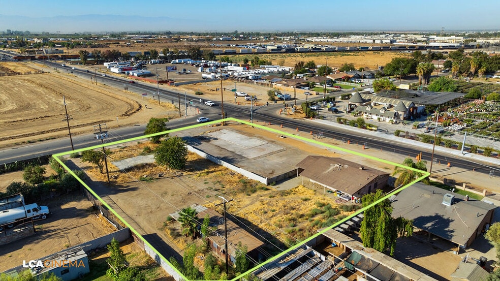 301 Morning Dr, Bakersfield, CA for sale - Building Photo - Image 3 of 10