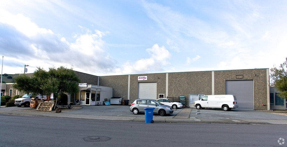 20-24 Mark Dr, San Rafael, CA for lease - Primary Photo - Image 1 of 6