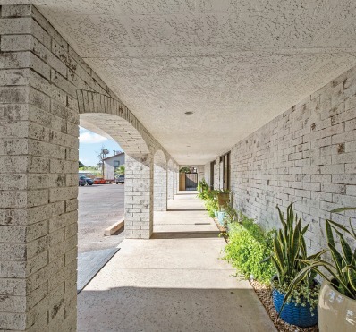 1045 E University Dr, Mesa, AZ for sale - Building Photo - Image 2 of 7