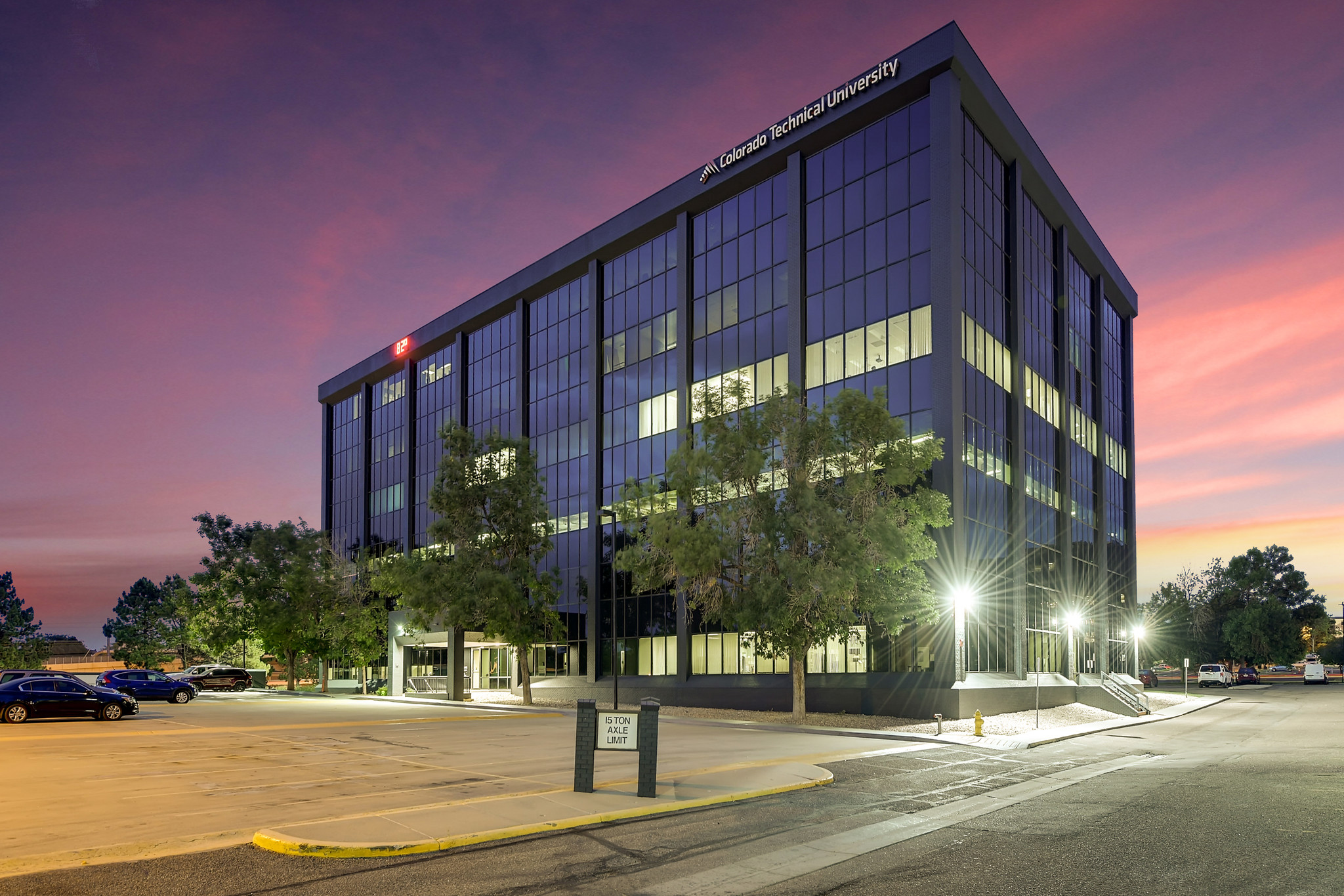 3151 S Vaughn Way, Aurora, CO for lease Building Photo- Image 1 of 22