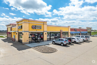 More details for 12701-12729 Meredith Dr, Urbandale, IA - Retail for Lease