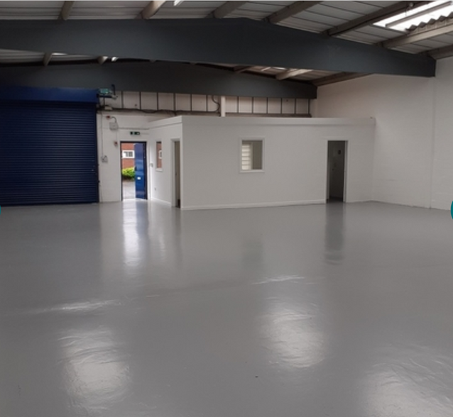 Bloomfield Rd, Tipton for lease - Interior Photo - Image 2 of 13