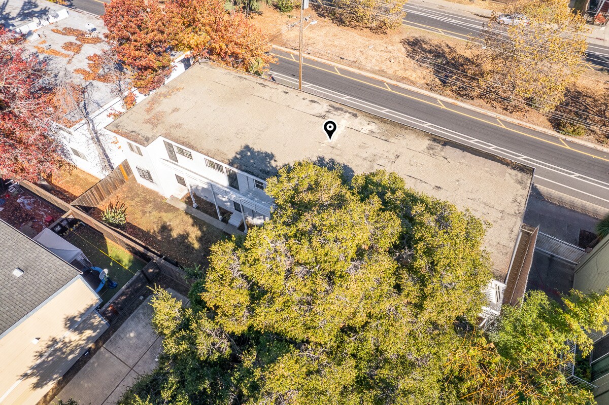 9301 Bancroft Ave, Oakland, CA 94603 8.75 Current Cap & 8.26 Current