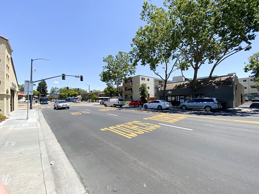 325 Davis St, San Leandro, CA 94577 Office for Sale