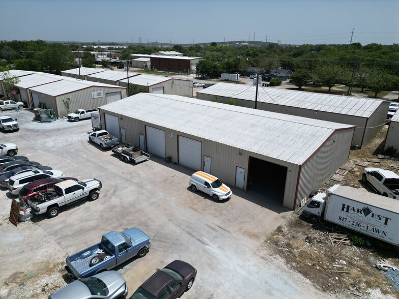 3019 Keller Hicks Rd, Fort Worth, TX for lease - Building Photo - Image 2 of 9