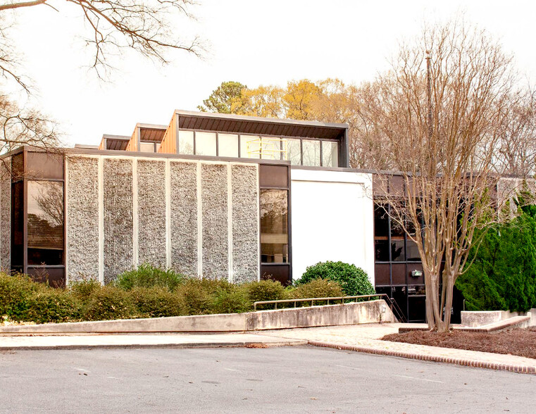 1312 Annapolis Dr, Raleigh, NC for lease - Building Photo - Image 1 of 10