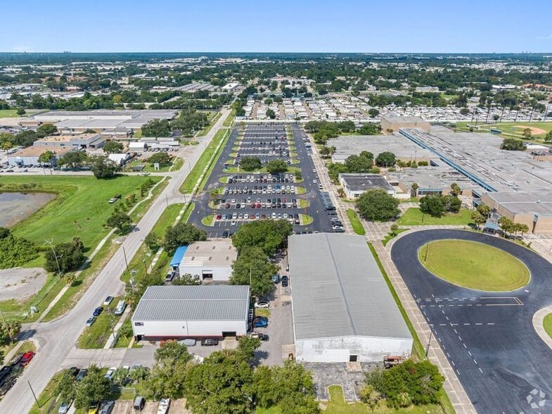 6235 118th Ave N, Largo, FL for sale - Aerial - Image 2 of 4