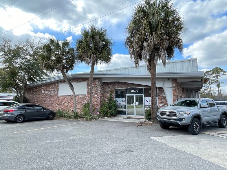 3500 NE Waldo Rd, Gainesville, FL 32609 4 Bldgs + 3 Parcels (3