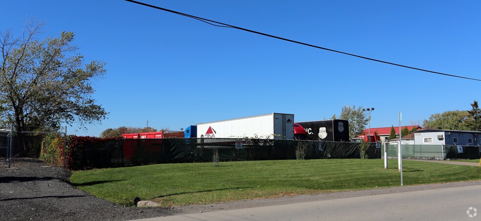 345 Dewitt Rd, Hamilton, ON for sale - Primary Photo - Image 1 of 1