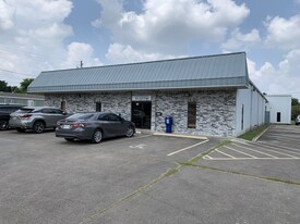 Port Lavaca Wave Newspaper Complex - Drive Through Restaurant