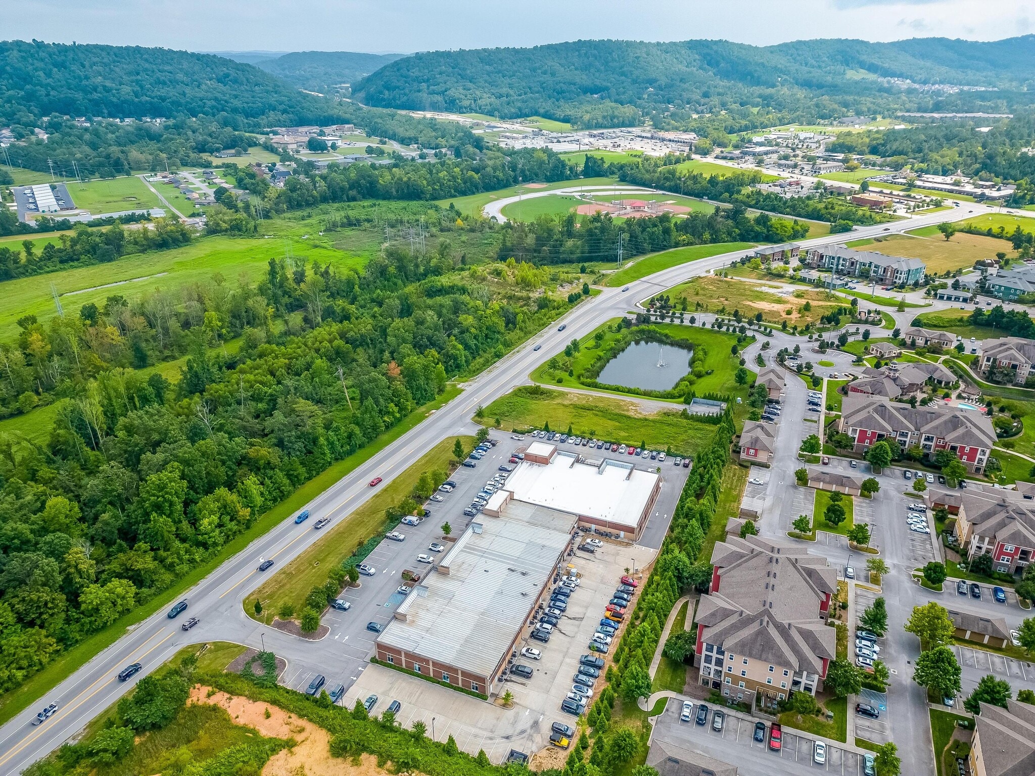 5243 Little Debbie Pky, Ooltewah, TN for lease Primary Photo- Image 1 of 9