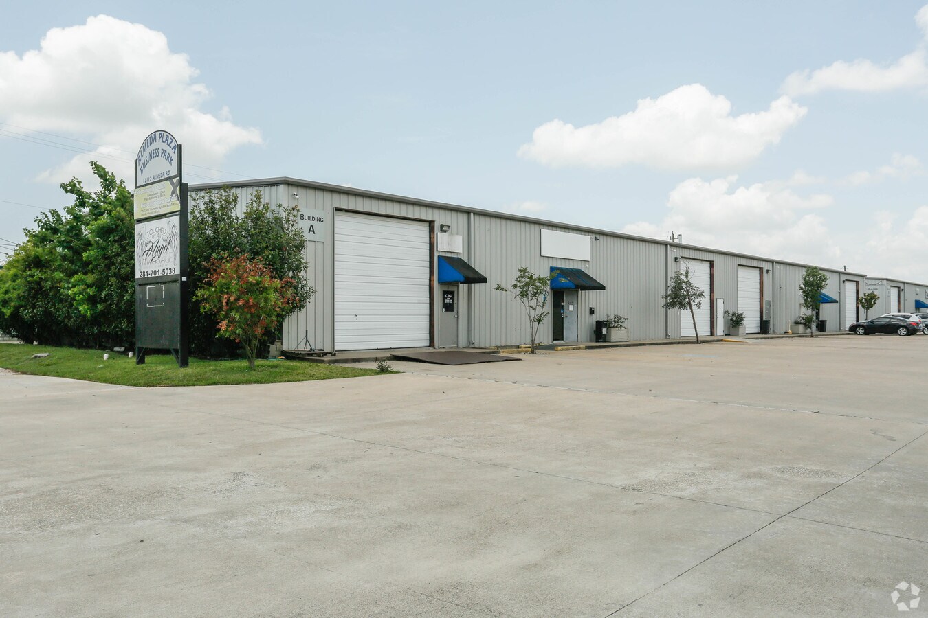 12112 Almeda Rd, Houston, TX 77045