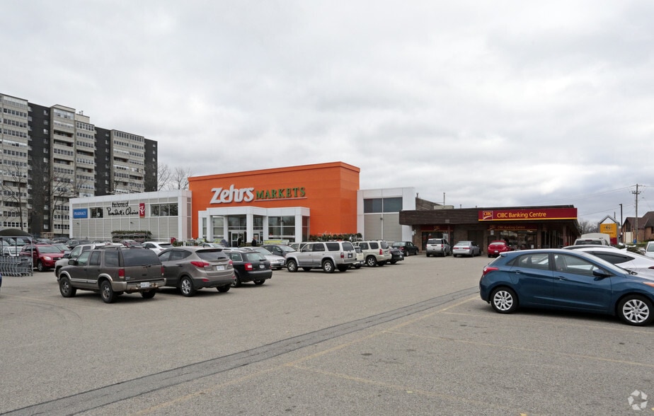 315 Lincoln Rd, Waterloo, ON for sale - Primary Photo - Image 1 of 1