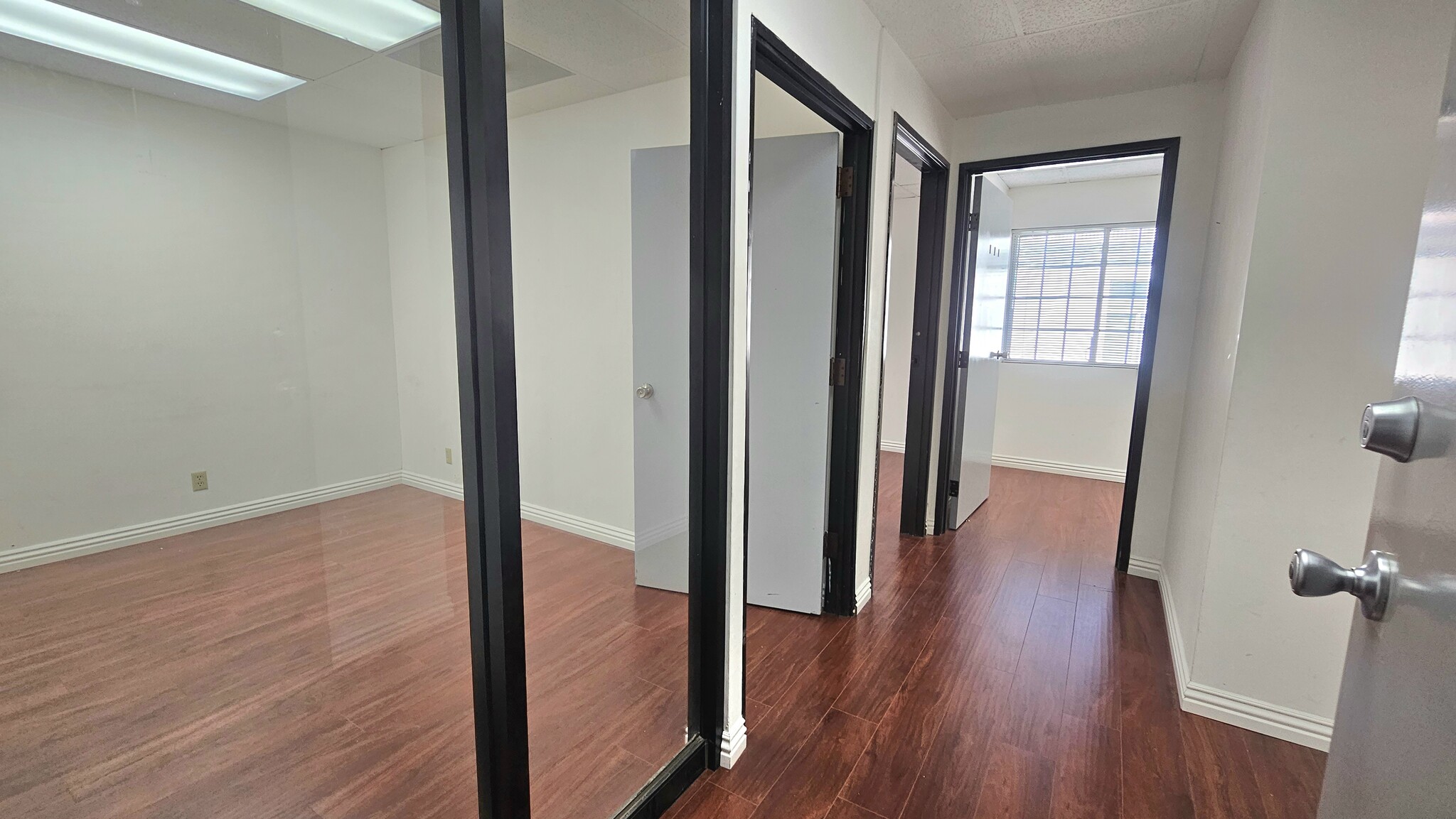 12340 Santa Monica Blvd, Los Angeles, CA for lease Interior Photo- Image 1 of 5