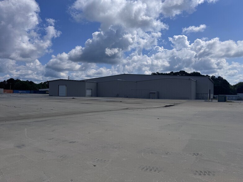 375 Industrial Dr, Rockmart, GA for sale - Building Photo - Image 1 of 14