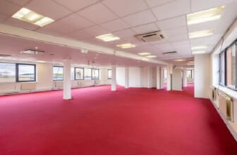 16 Rue Traversière, Cergy for lease Building Photo- Image 1 of 4