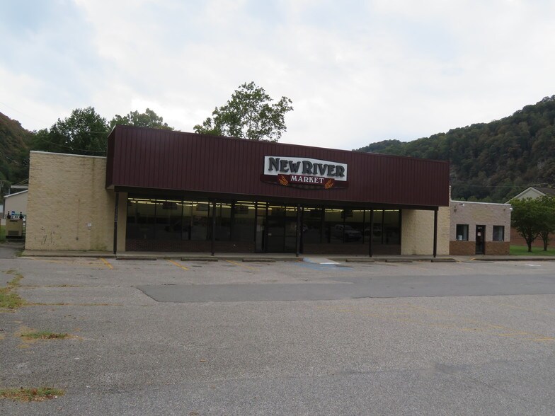 11176 Midland Trl, Gauley Bridge, WV 25085