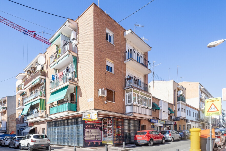 Retail in Madrid, Madrid for lease - Primary Photo - Image 1 of 2