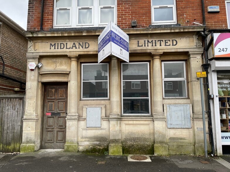 243 Ashley Rd, Poole for lease - Building Photo - Image 1 of 4