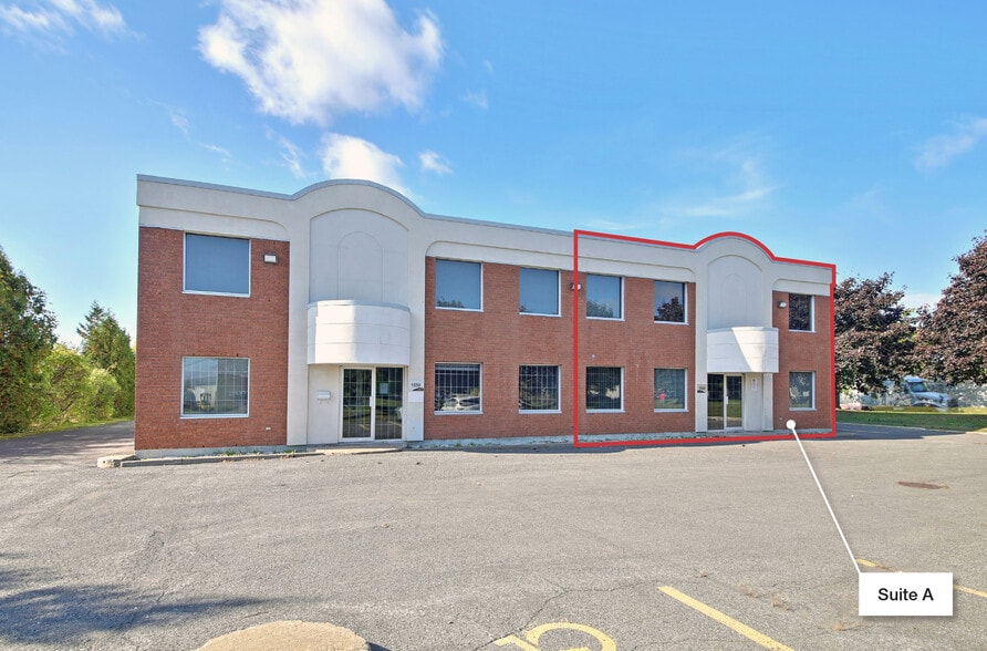 1550 Rue de Coulomb, Boucherville, QC for sale - Building Photo - Image 1 of 11