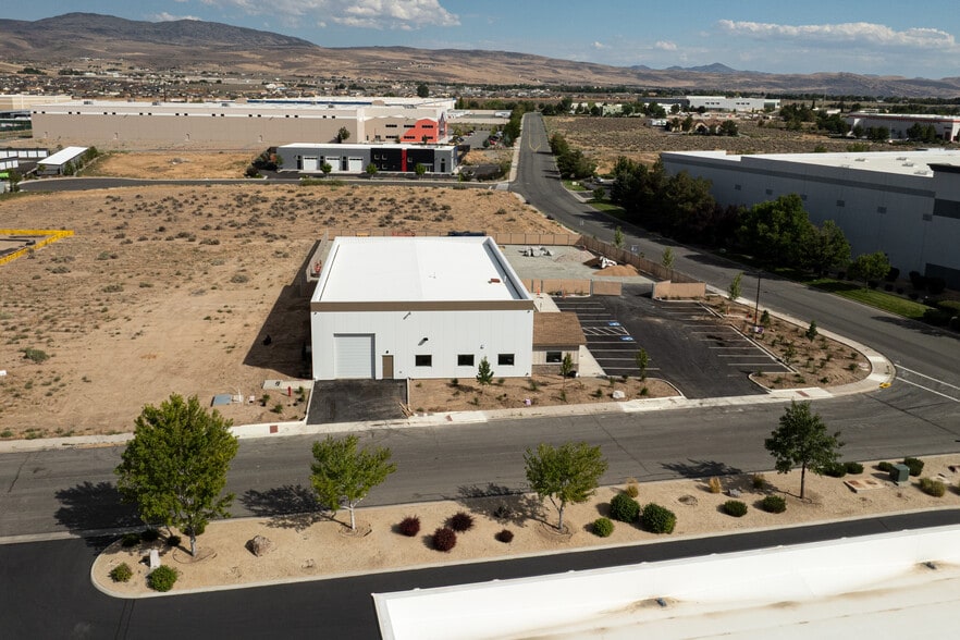 140 Design Place, Sparks, NV for lease - Building Photo - Image 3 of 8