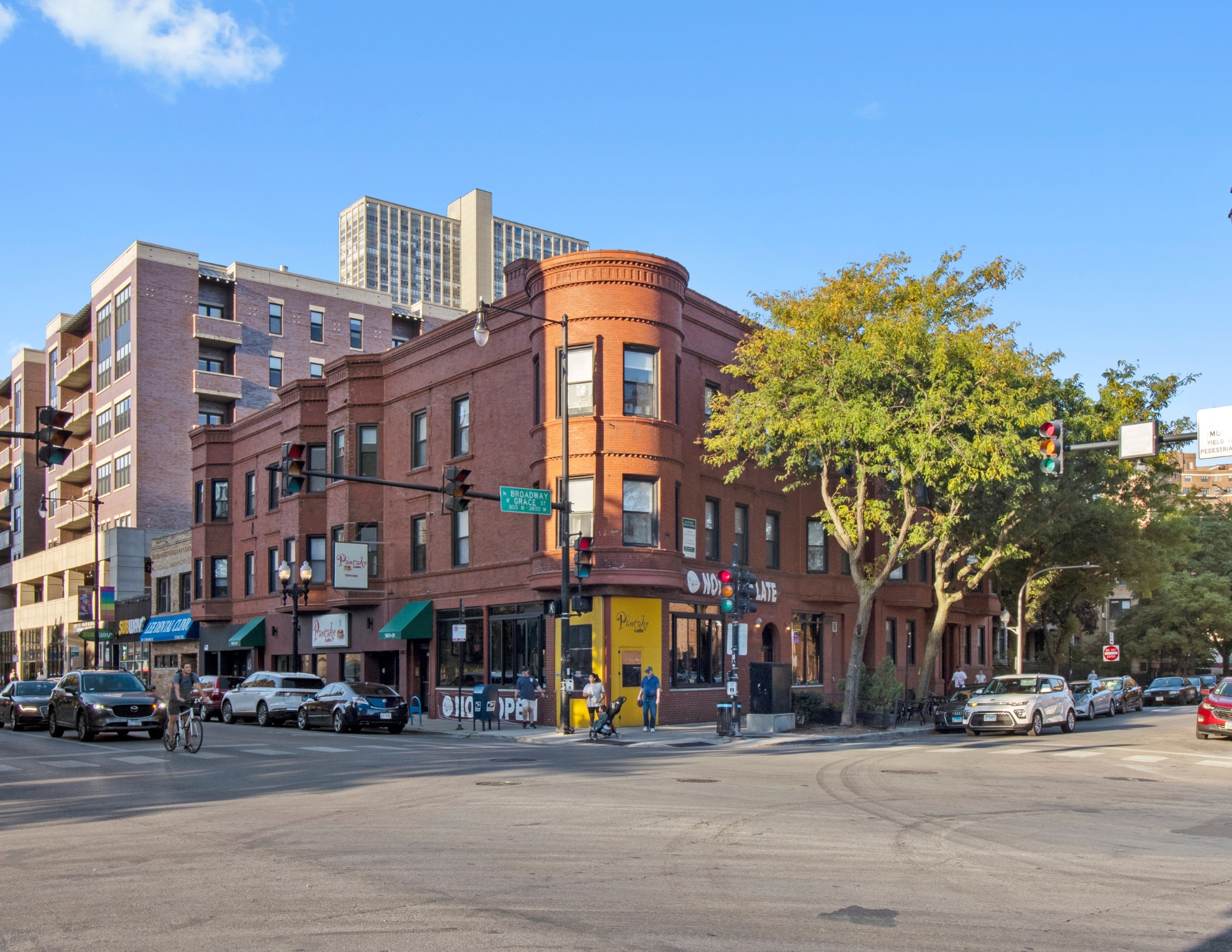 732 W Grace St, Chicago, IL for sale Building Photo- Image 1 of 9