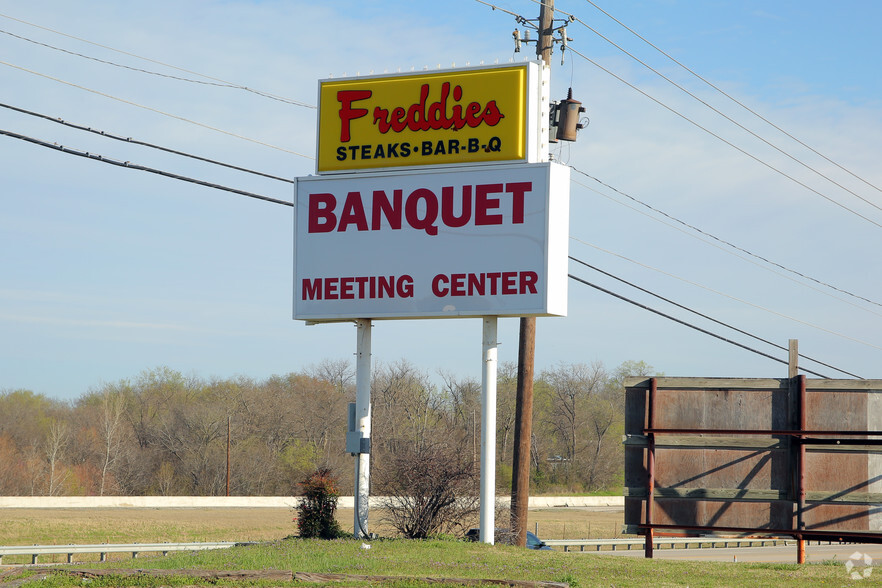 1425 New Sapulpa Rd, Sapulpa, OK for lease - Building Photo - Image 3 of 4