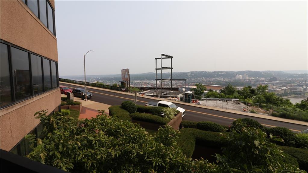 1301 Grandview Ave, Pittsburgh, PA 15211 450 Trimont Plaza