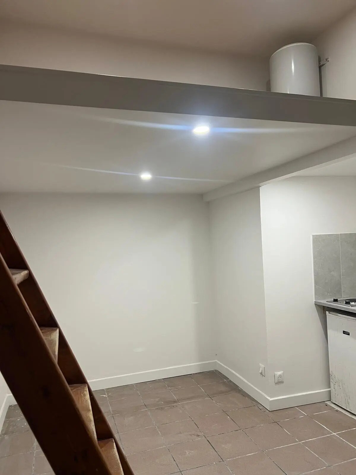 33 Rue André Joineau, Le Pré-Saint-Gervais for lease Interior Photo- Image 1 of 5