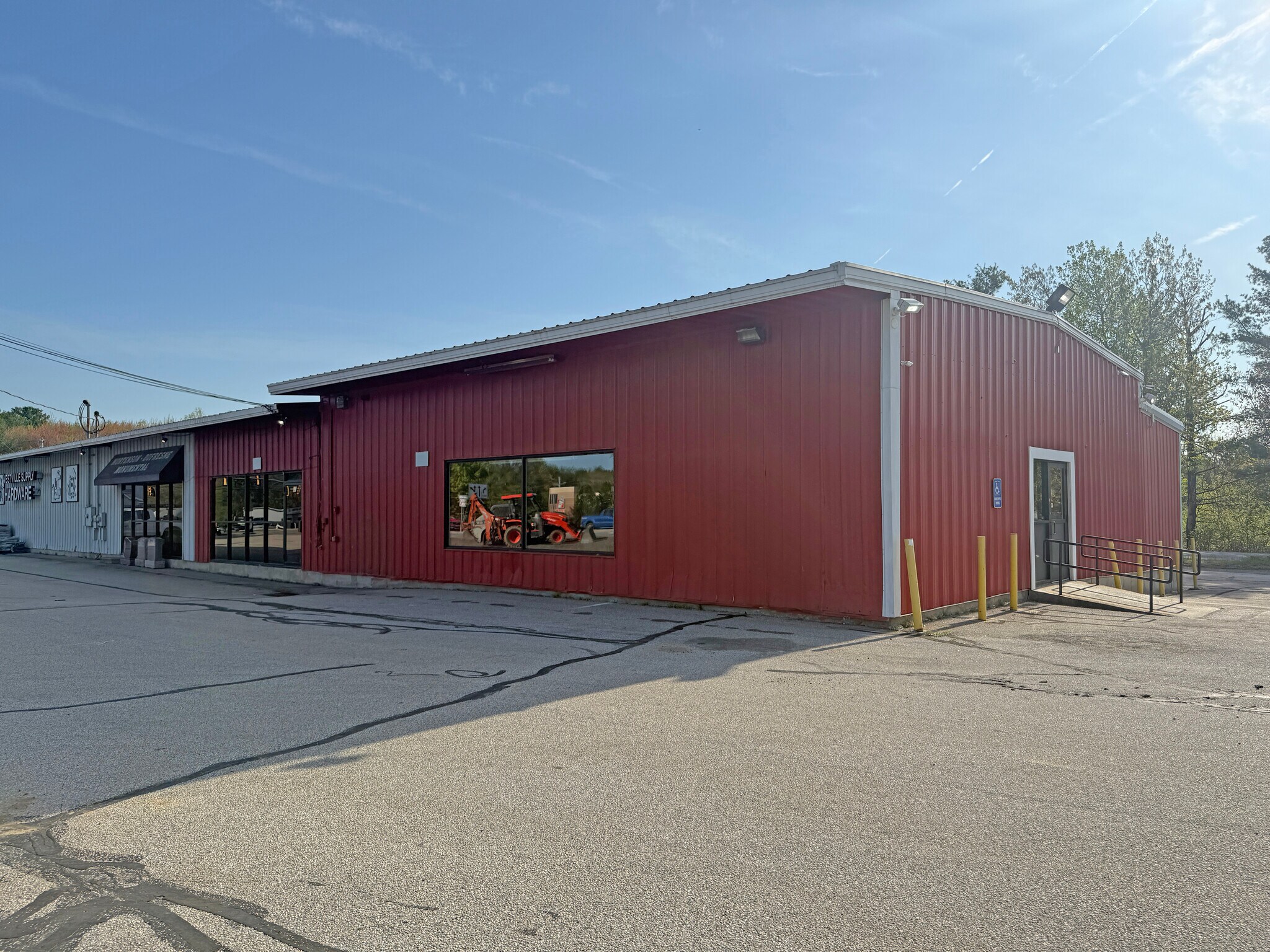 65 Plaistow Rd, Plaistow, NH for lease Building Photo- Image 1 of 6