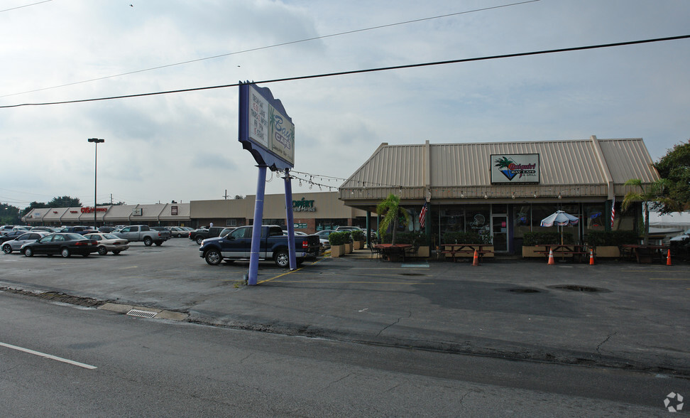 5000-5036 W Esplanade Ave, Metairie, LA for sale - Building Photo - Image 1 of 1