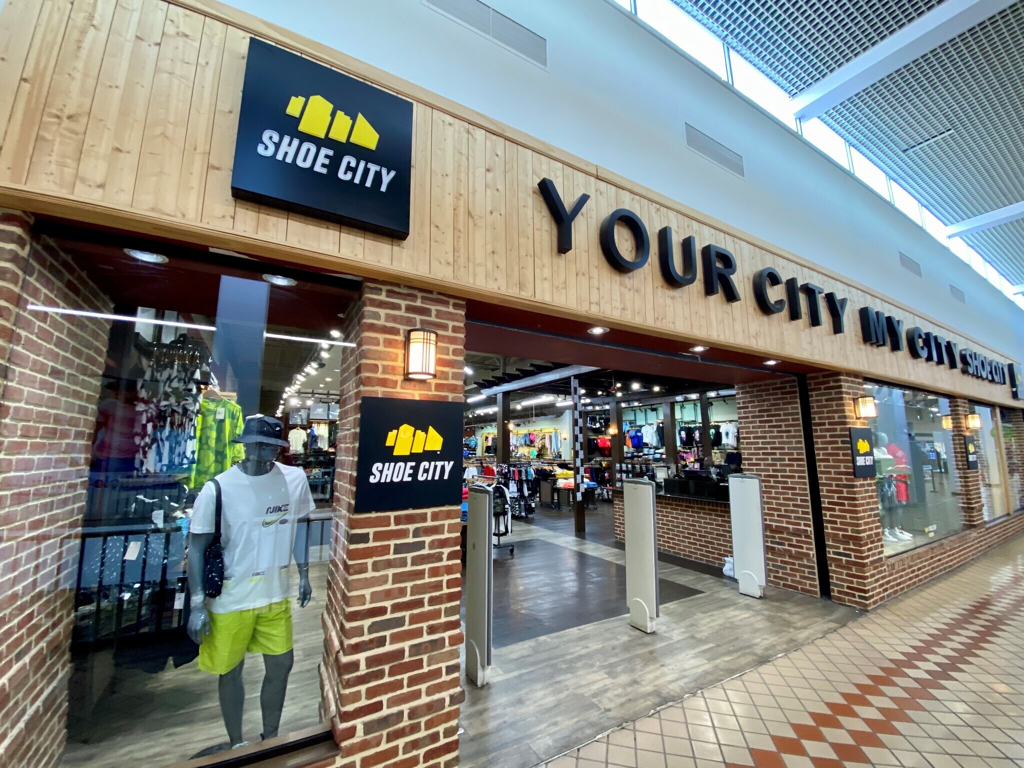 37013891 Branch Ave, Temple Hills, MD 20748 The Shops at Iverson