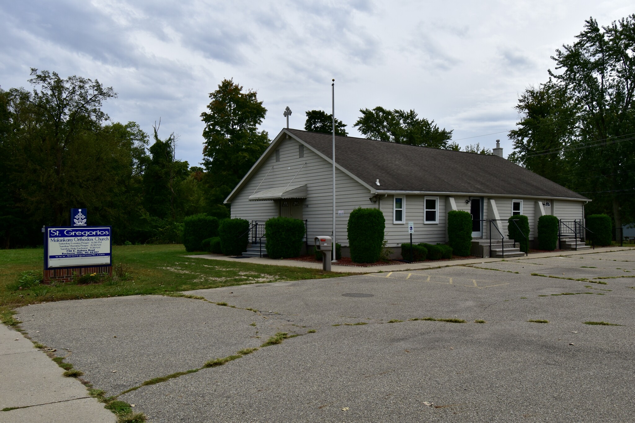 730 E Auburn Rd, Rochester Hills, MI for sale Building Photo- Image 1 of 11