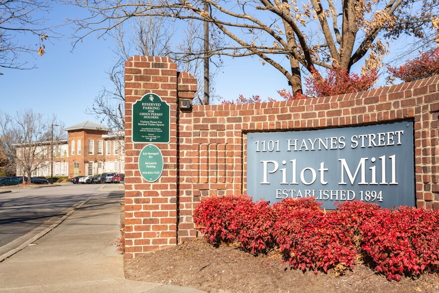 1101 Haynes St, Raleigh, NC for lease - Building Photo - Image 2 of 23