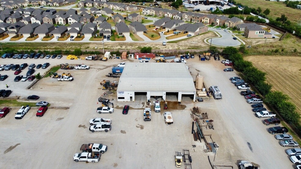 10101 N Saginaw Blvd, Fort Worth, TX for lease - Building Photo - Image 3 of 8