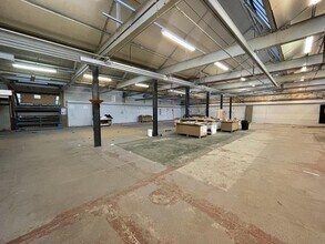 Spring Hall Grv, Halifax for lease Interior Photo- Image 2 of 4