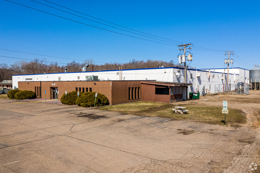 5370 Highway 12, Maple Plain, MN for lease - Building Photo - Image 1 of 7