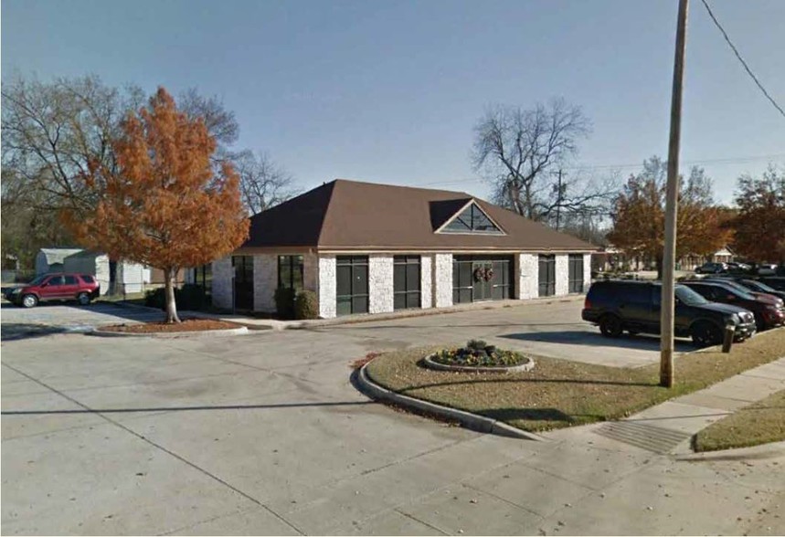 385 W Main St, Lewisville, TX for sale - Building Photo - Image 1 of 1