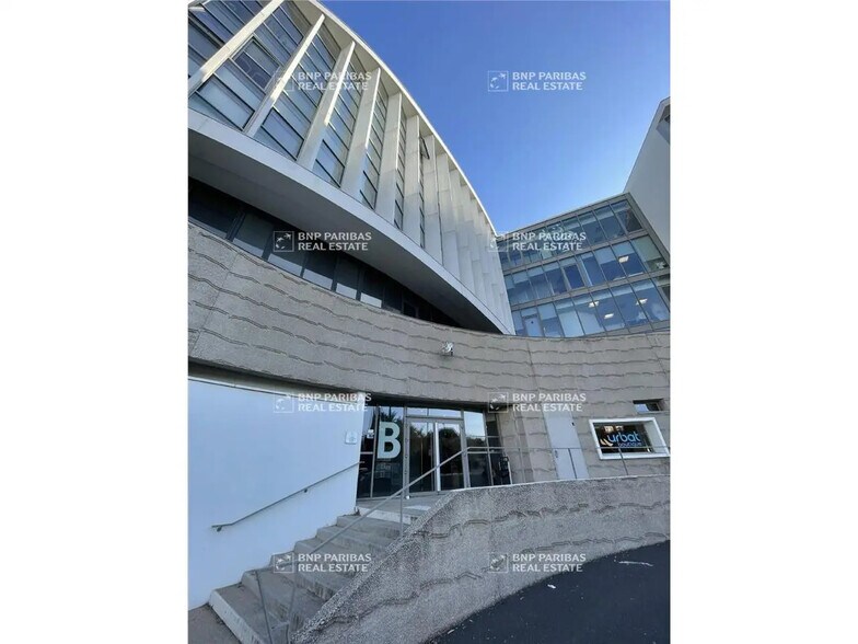 Office in Montpellier for lease - Building Photo - Image 3 of 10