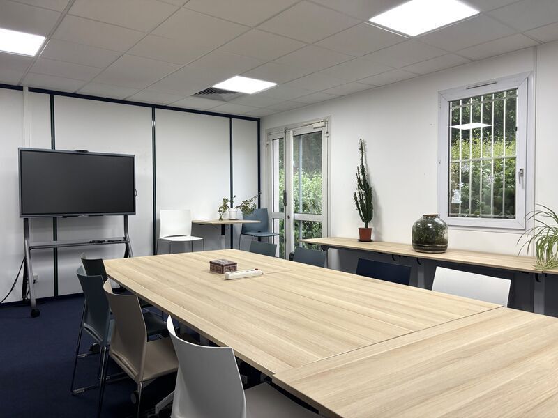 213 Rue De Gerland, Lyon for sale Interior Photo- Image 1 of 6