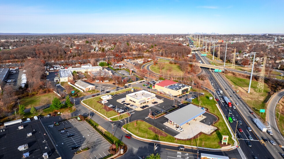 1095 Route 1, Edison, NJ for sale - Building Photo - Image 2 of 7