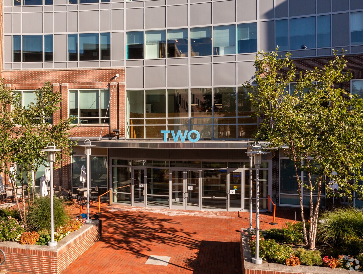 2 Canal Park, Cambridge, MA 02141