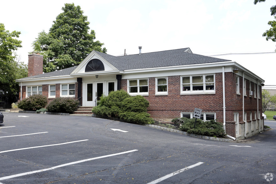 301 E Hanover Ave, Morristown, NJ for sale - Primary Photo - Image 1 of 1