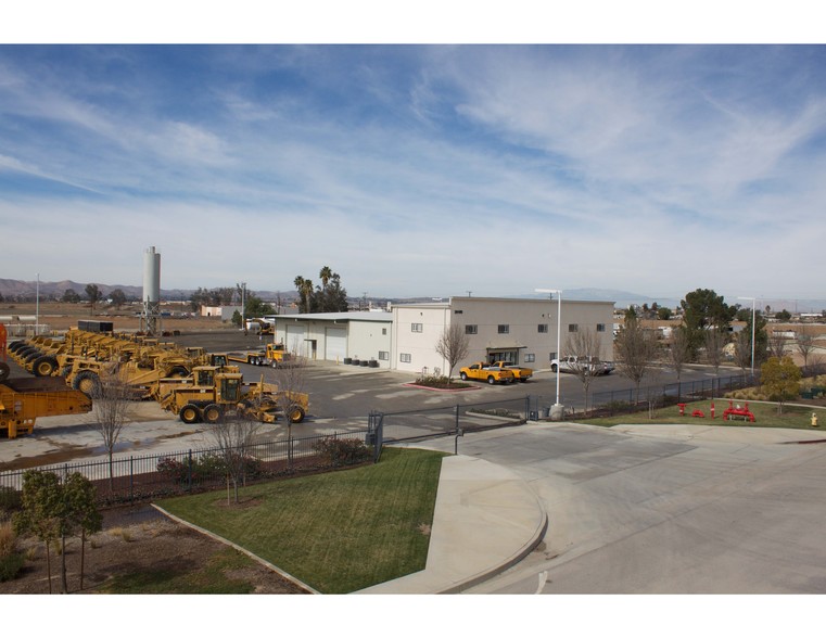 26105 Sherman Rd, Menifee, CA for sale - Primary Photo - Image 1 of 1