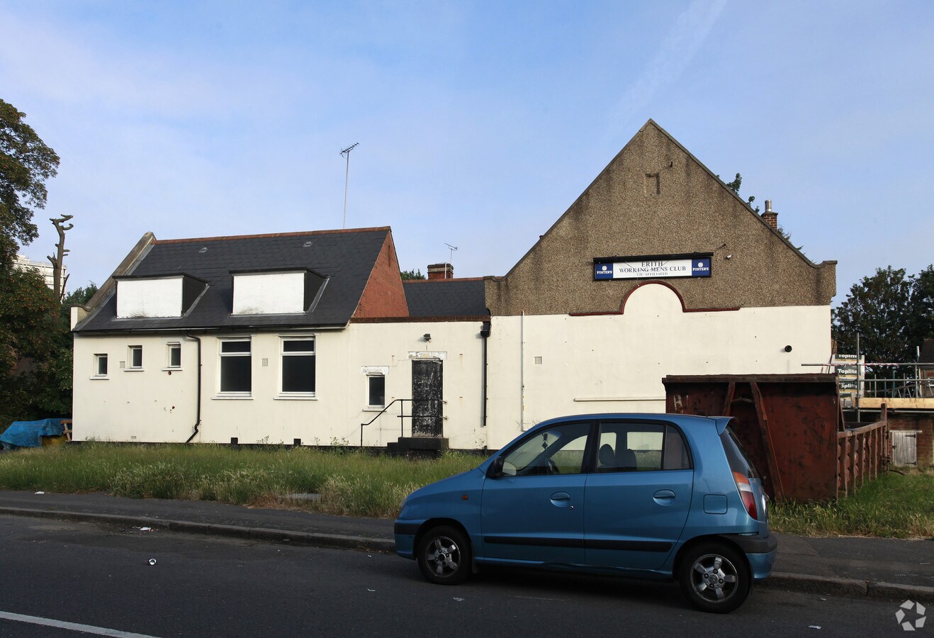 Valley Rd, Erith, KEN DA8 1BT