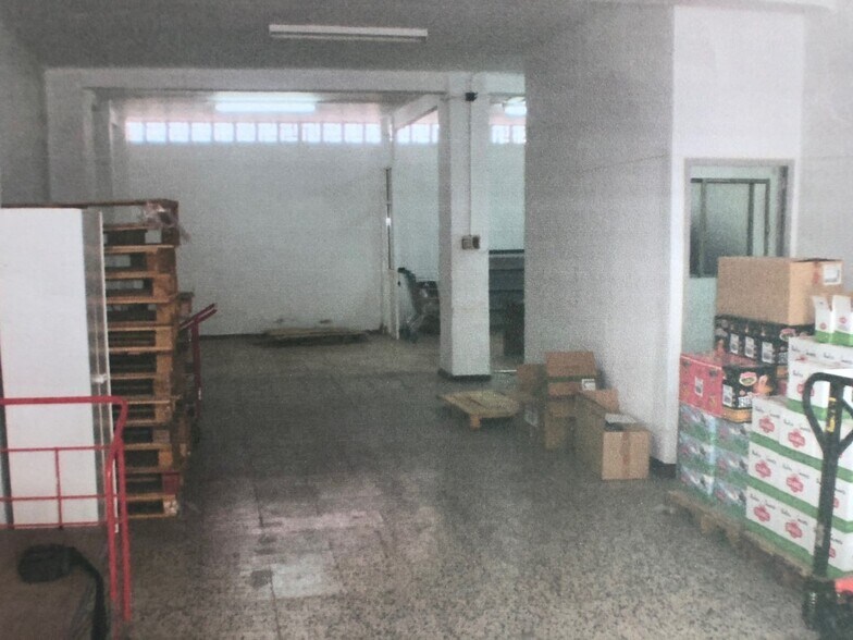 Retail in SEVILLA for sale - Interior Photo - Image 2 of 2