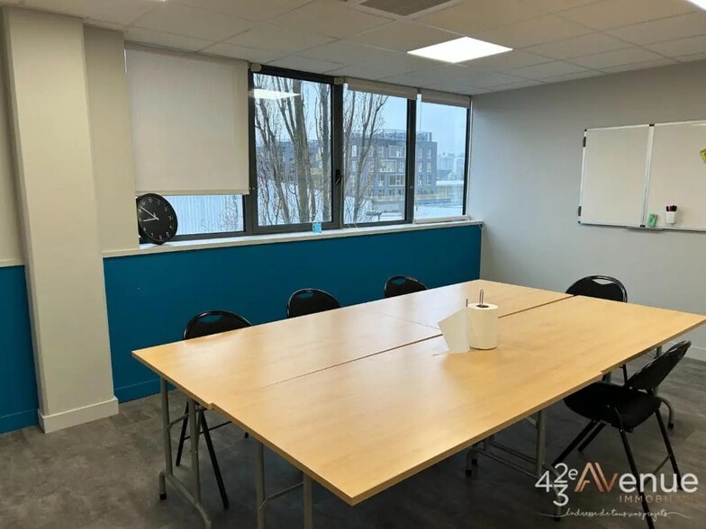 Office in Saint-Étienne for sale - Interior Photo - Image 2 of 6